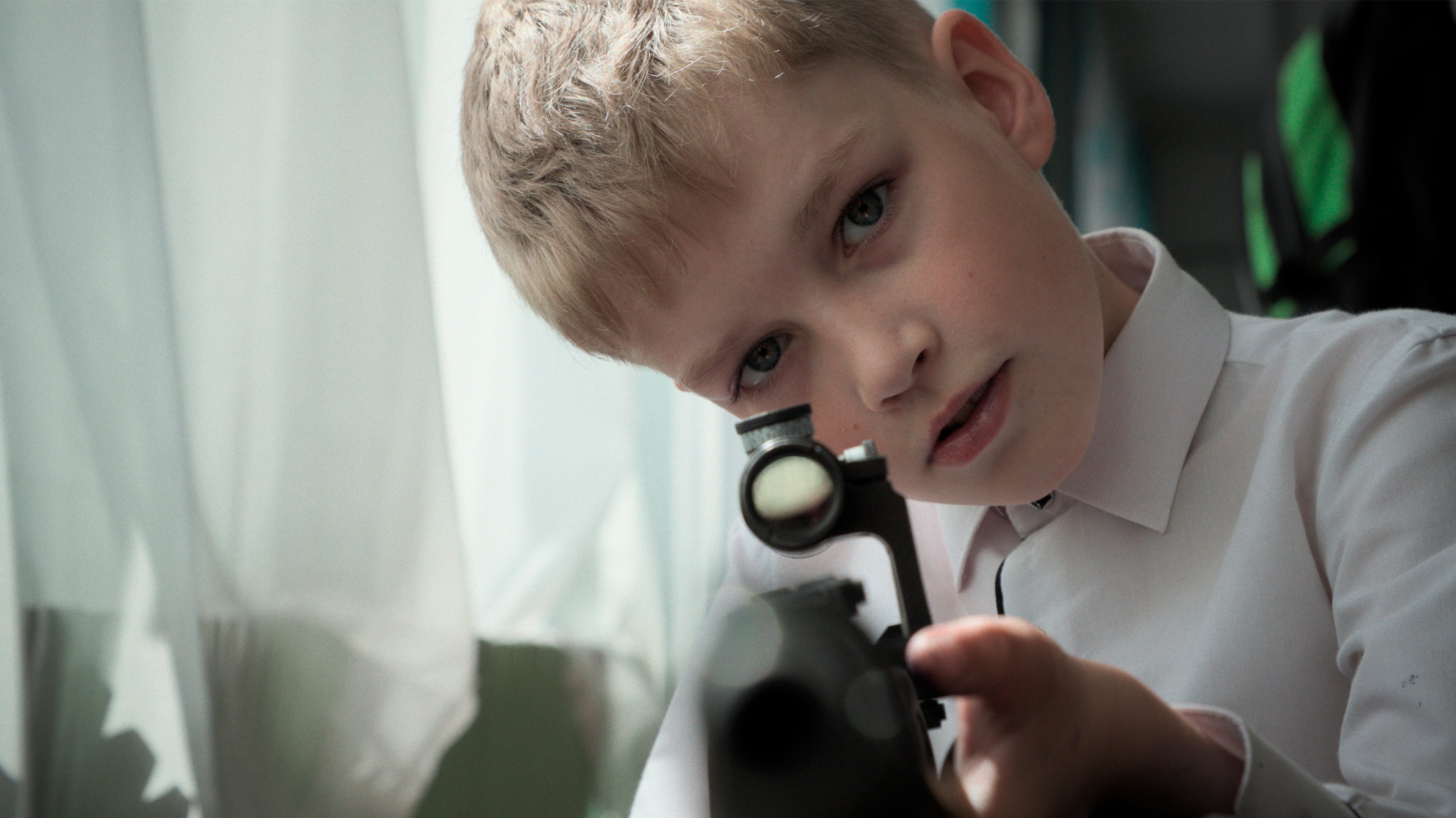 Un fermo immagine da "Mr. Nobody Against Putin", di David Borenstein.